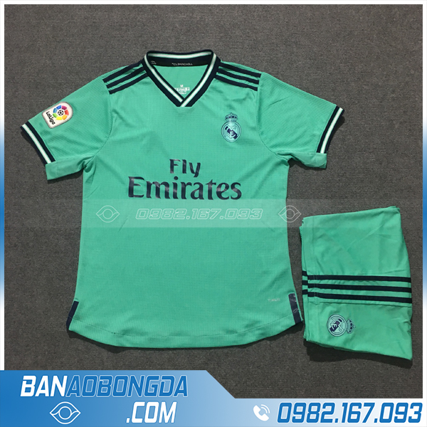 Áo đá banh Real màu xanh lá đẹp