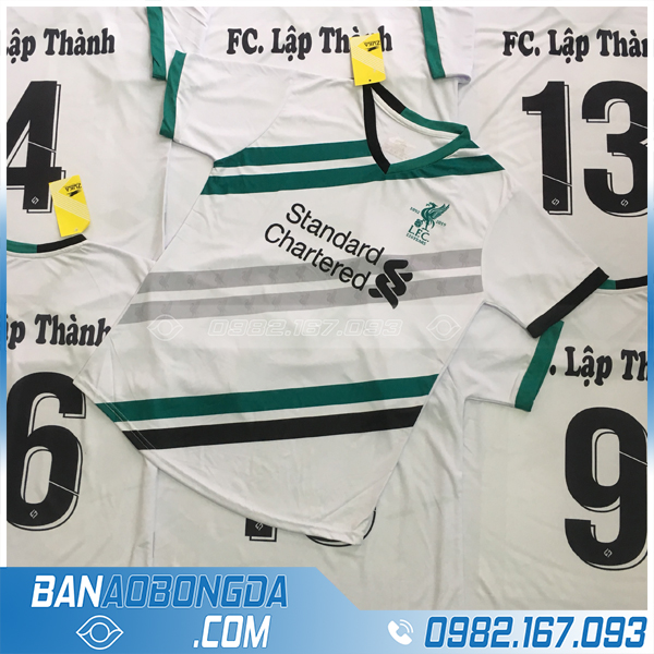 In áo bóng đá Liverpool đẹp
