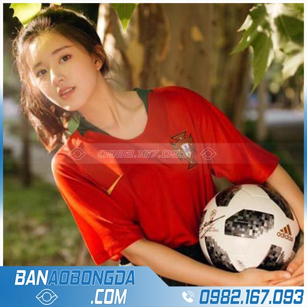 Áo bóng đá nữ 2020 đẹp