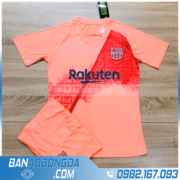 áo đá bóng Barca trẻ em màu hồng