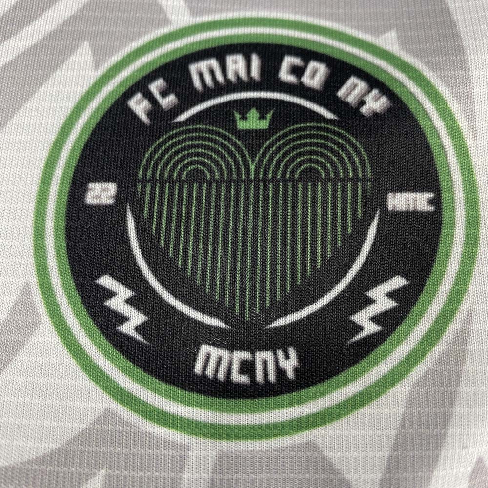 in thêu logo áo bóng đá