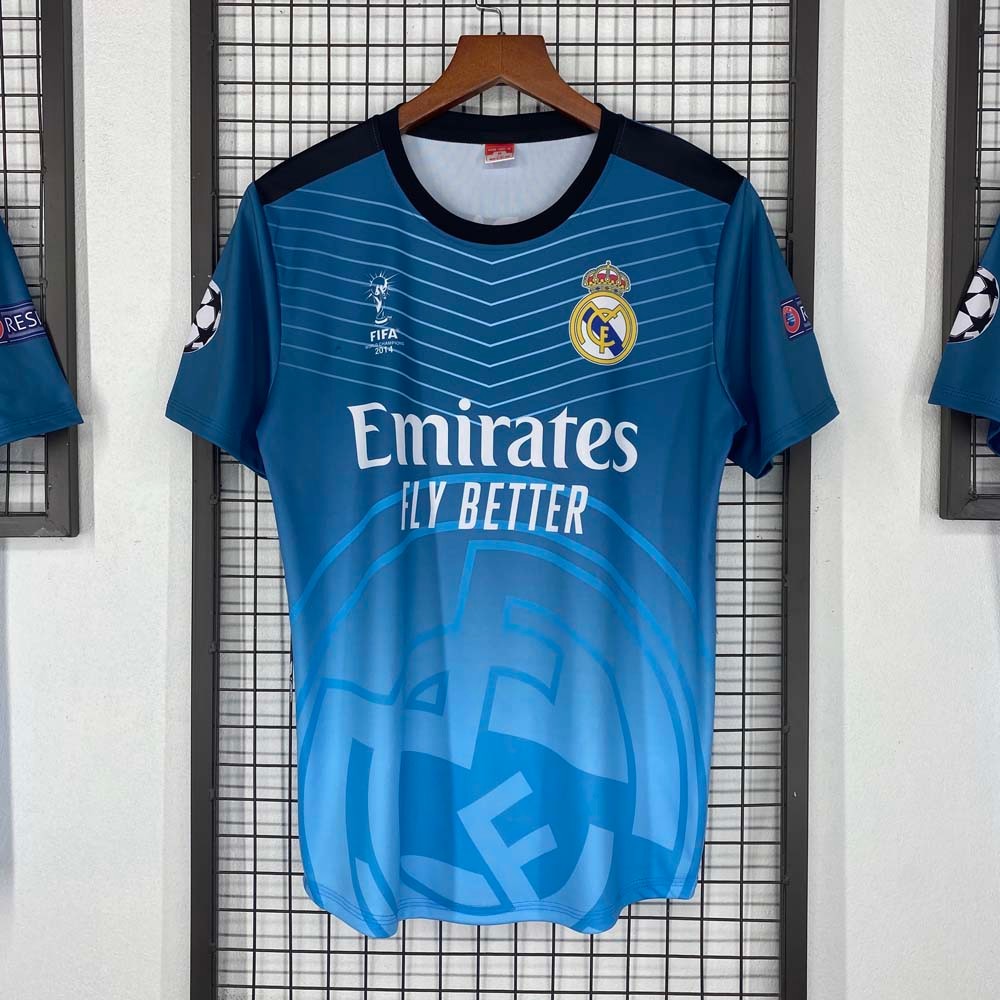 Áo đấu CLB Real Madrid với điểm nhấn nổi bật